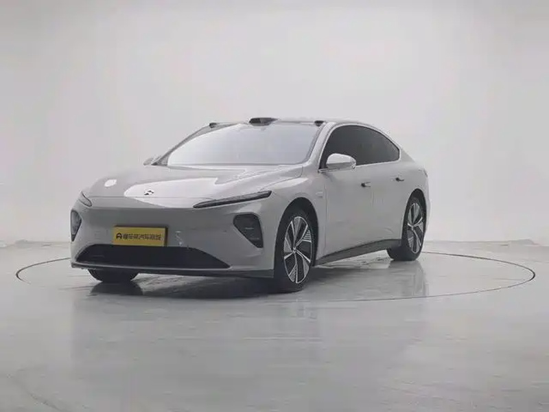 NIO ET7