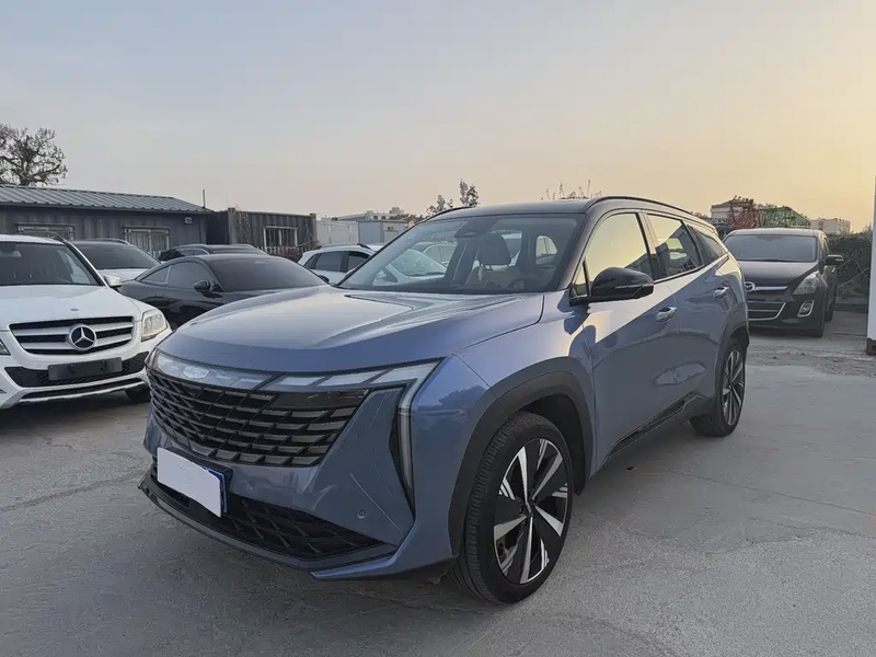 Geely Boyue L