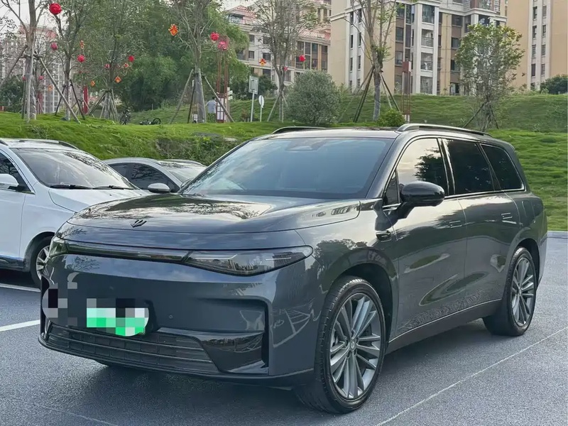 Leapmotor C16