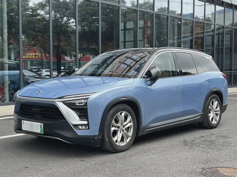 NIO ES8