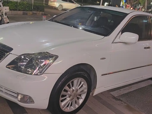 Toyota Crown 2006