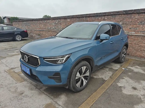 Volvo XC40 2023