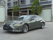 Lexus ES 2019