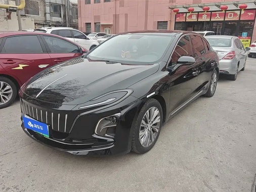 Hongqi E-QM5 2024