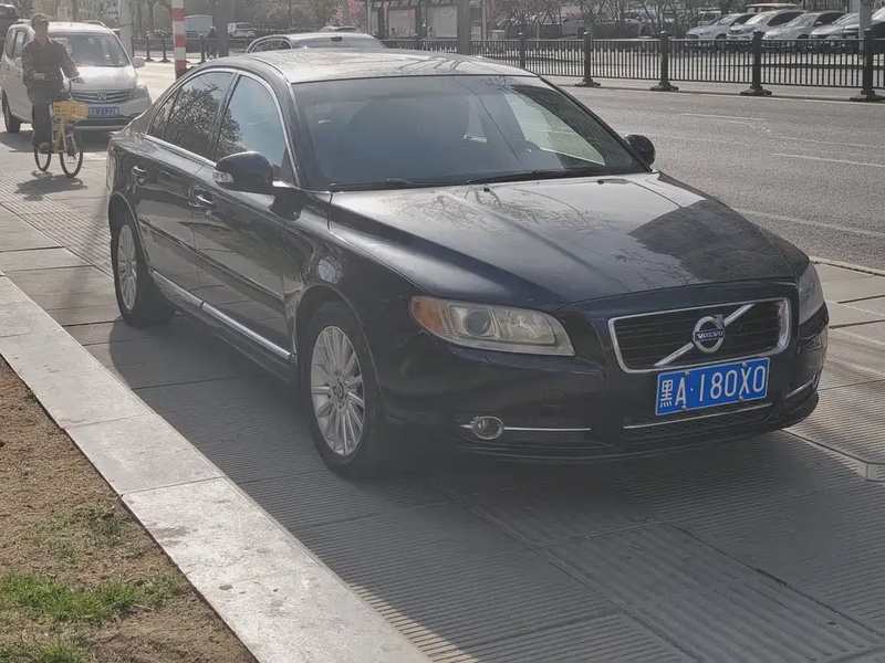 Volvo S80L