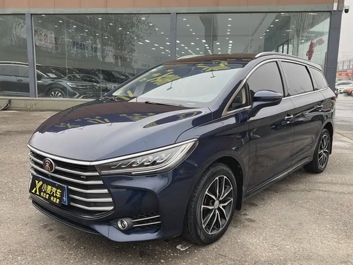 BYD MAX 2018