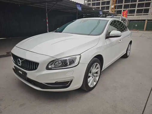 Volvo S60 2015