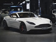 Aston Martin DB11 2019