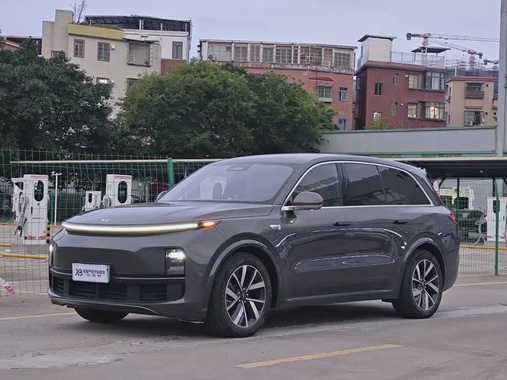 Li Auto L8 2023