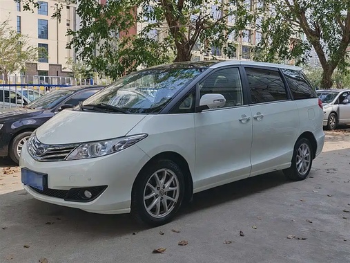 BYD M6 2014