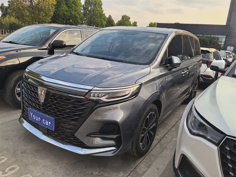 Roewe iMAX8