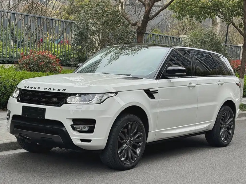 Land Rover Sport