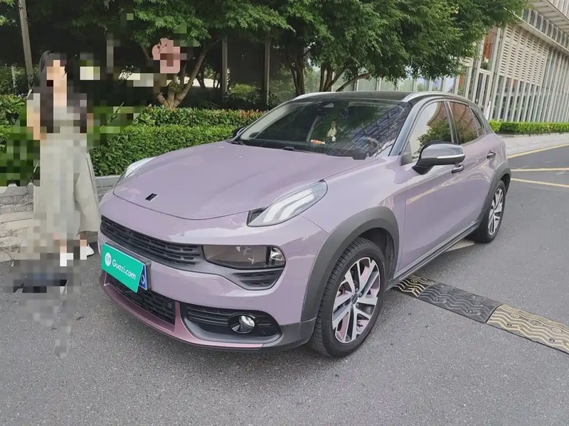 Lynk & Co 02