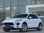 Porsche Macan 2015