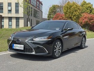 Lexus ES 2021
