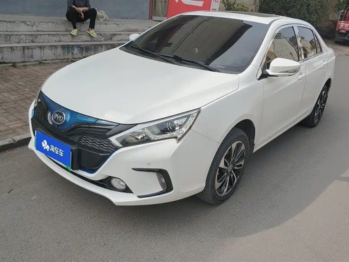 BYD Qin 2016