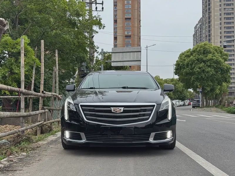 Cadillac XTS