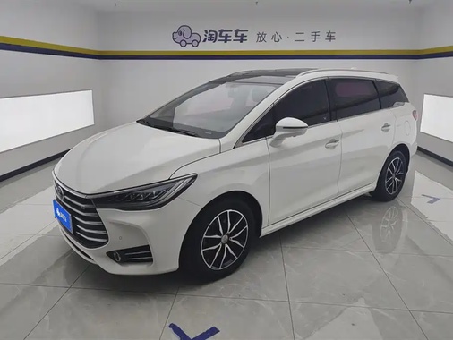 BYD MAX 2018