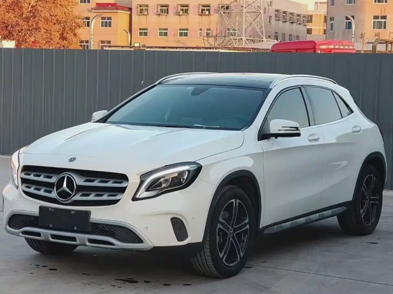 Mercedes-Benz GLA-Class