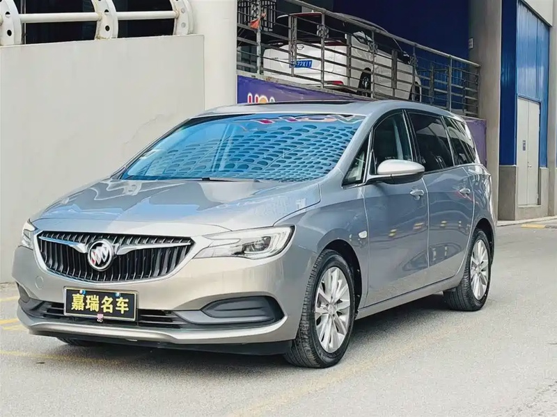 Buick GL6
