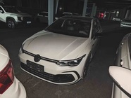 Volkswagen Golf 2021