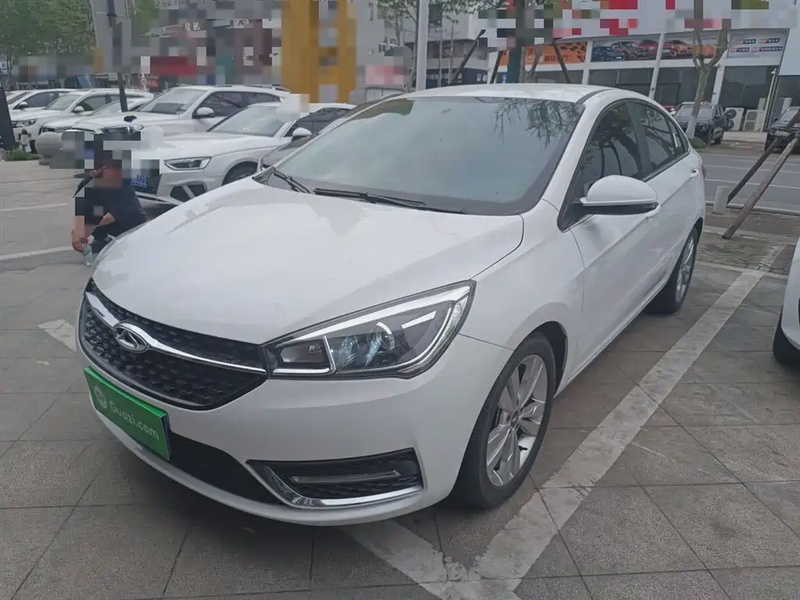Chery Arrizo 5
