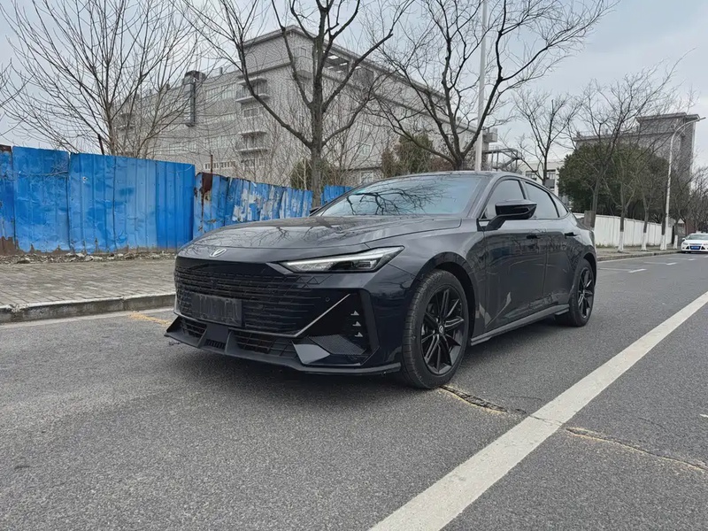 Changan UNI-V