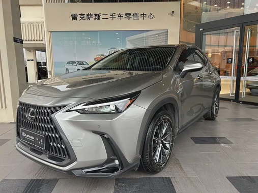 Lexus NX 2024