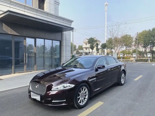 Jaguar XJ 2015