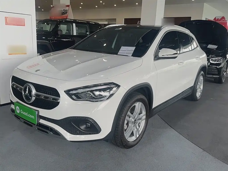Mercedes-Benz GLA-Class
