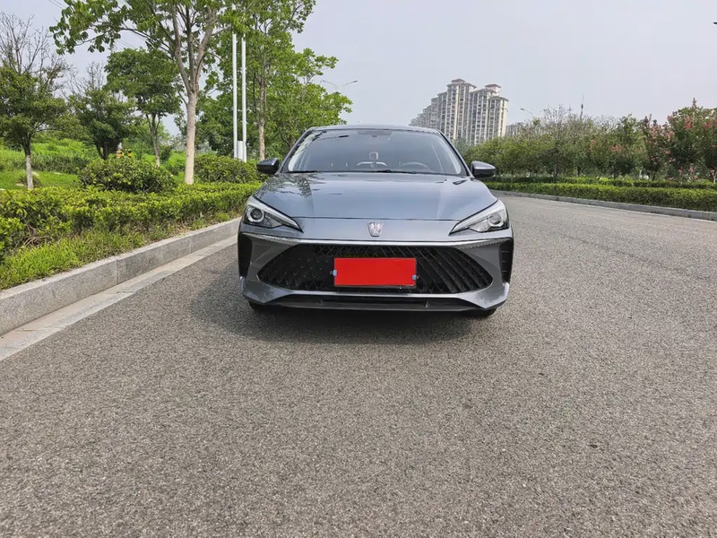 Roewe i5