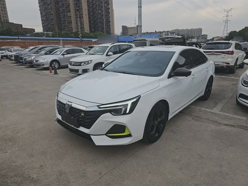 Roewe i6