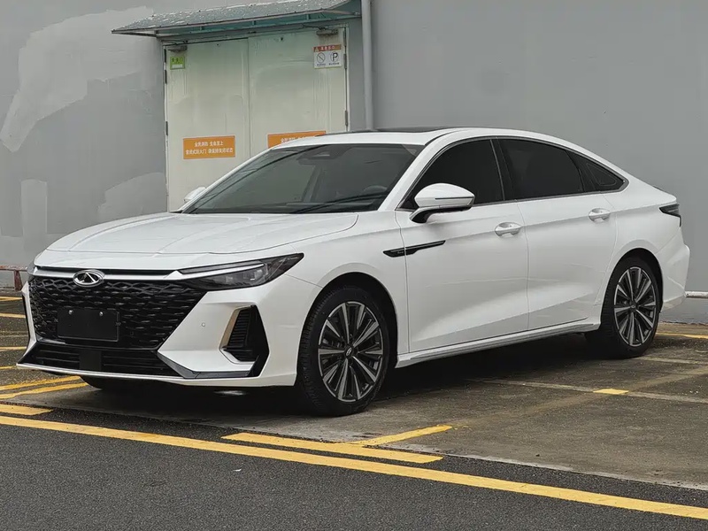 Chery Arrizo 8