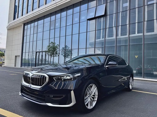 BMW 5 Series 2024