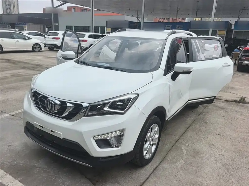 Changan CS15