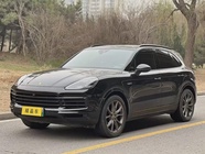 Porsche Cayenne 2022