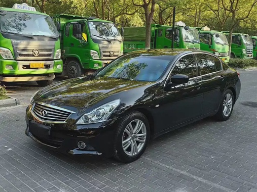 Infiniti G 2010