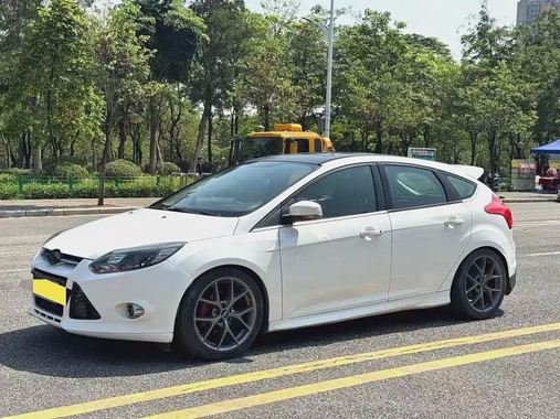 Ford Focus 2014