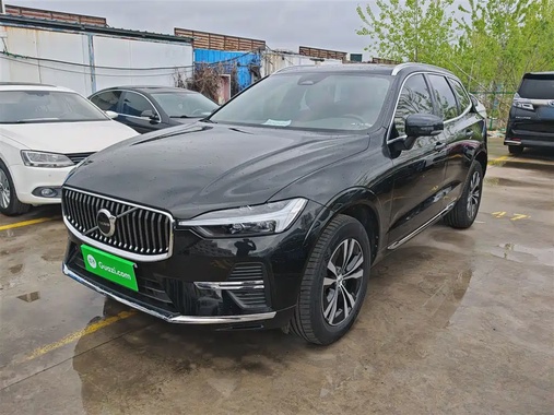 Volvo XC60 2022