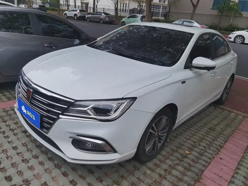 Roewe i5