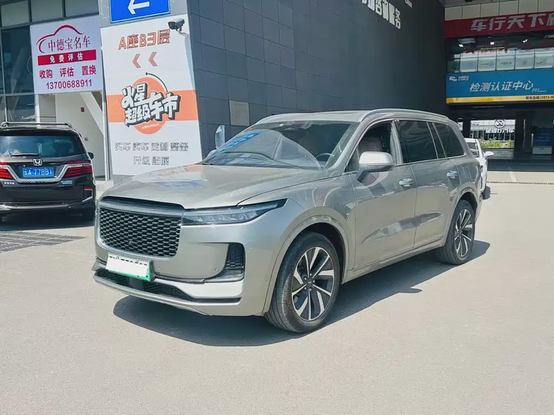 Li Auto ONE