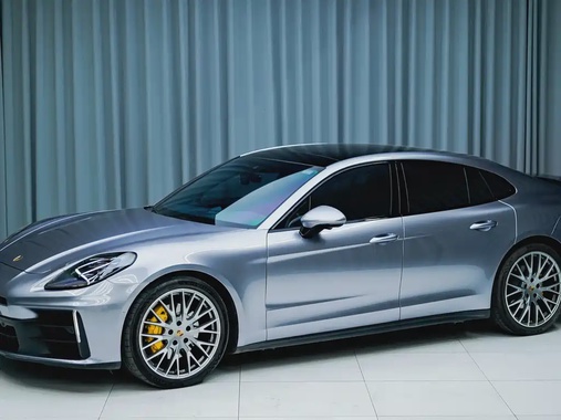 Porsche Panamera 2024
