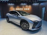 Lexus RZ 2023