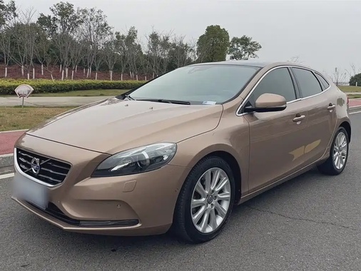 Volvo V40 2014