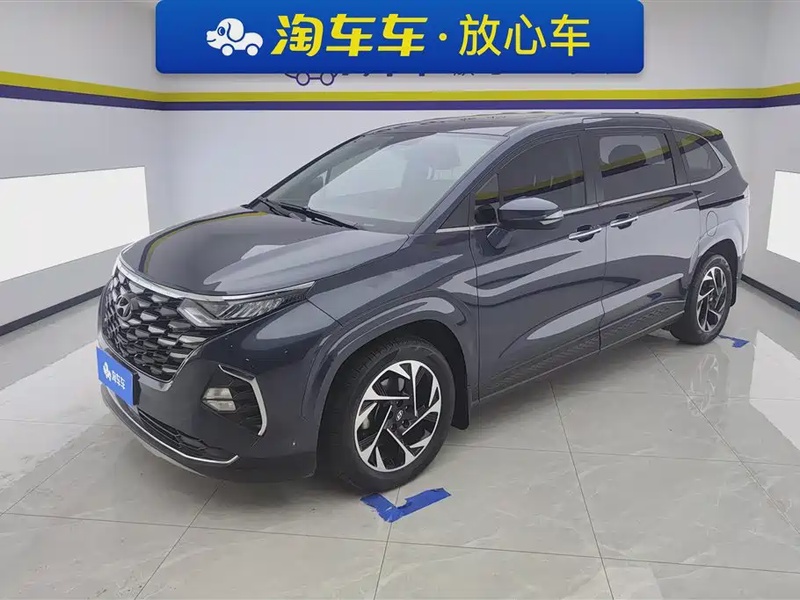 Hyundai Custo