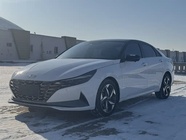 Hyundai Elantra 2022