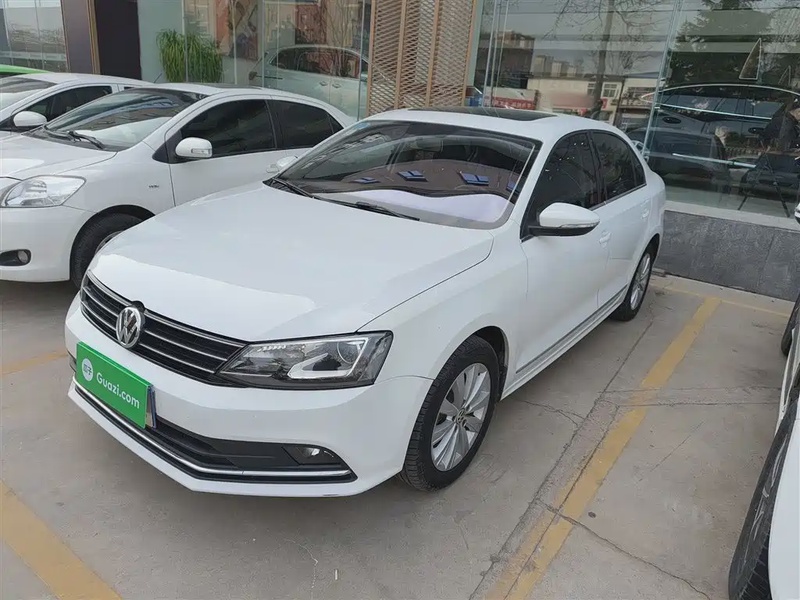 Volkswagen Sagitar