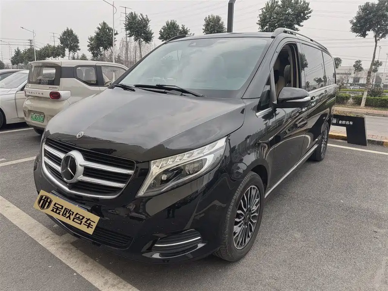 Mercedes-Benz V-Class