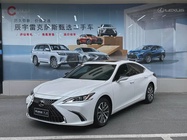 Lexus ES 2024