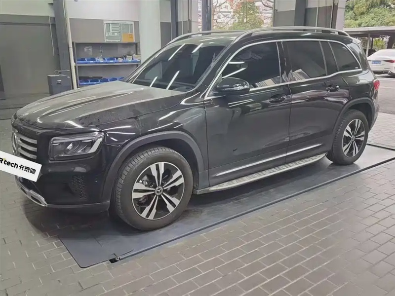 Mercedes-Benz GLB-Class